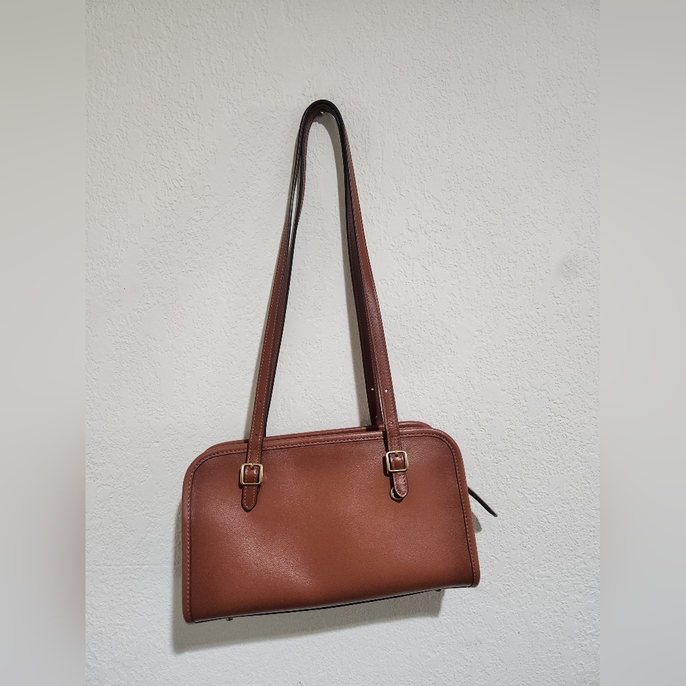 Coach Swing Zip - Saddle